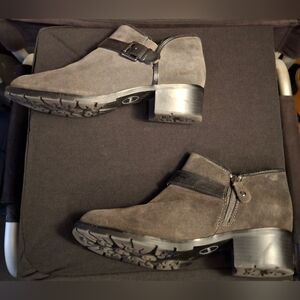 Sporto Women’s Taupe Suede Ankle Boots Buckle Strap Side Zip Faux Fur Size 8